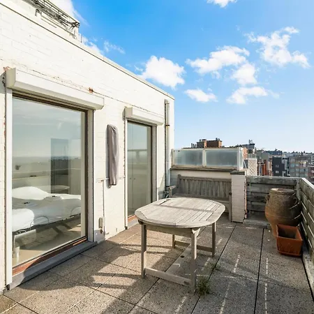 Penthouse App Met Imposant & Eindeloos Zeezicht Апартаменты