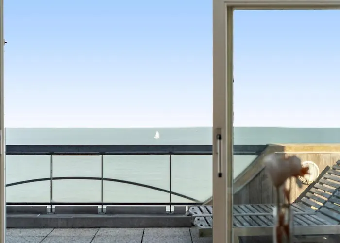 Penthouse App Met Imposant & Eindeloos Zeezicht Апартаменты *